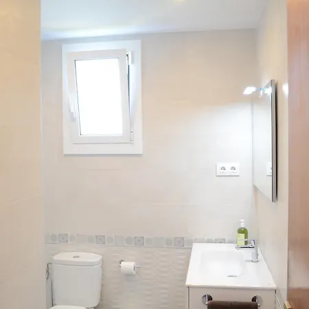 Playa Garbi Apartamento Castelldefels